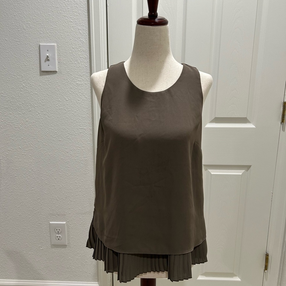 Banana Republic Tiered Brown Sleeveless Top